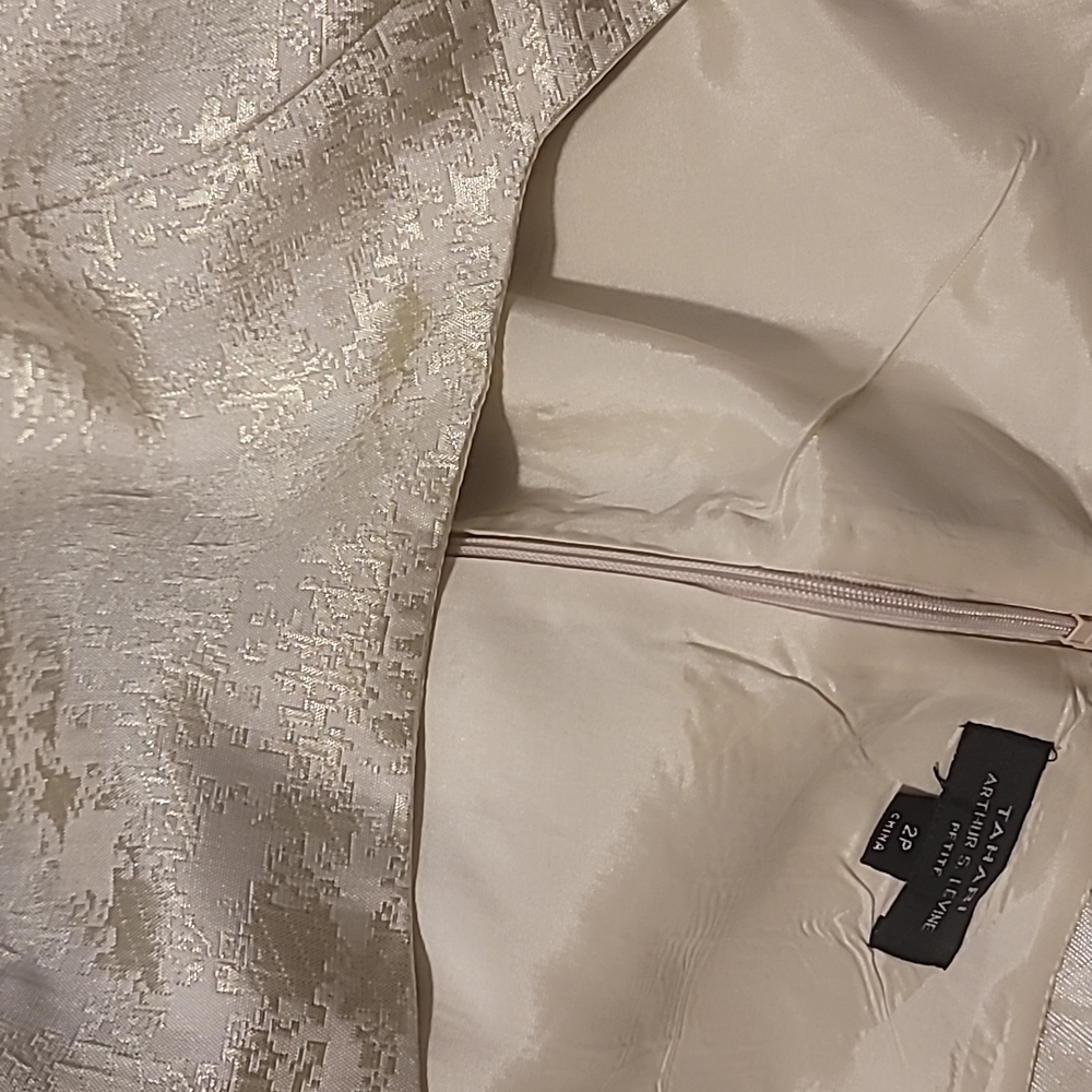 TAHARI by Arthur S. Levine Cream/Light Gold Square Neckline Formal Mini Dress - Picture 10 of 10